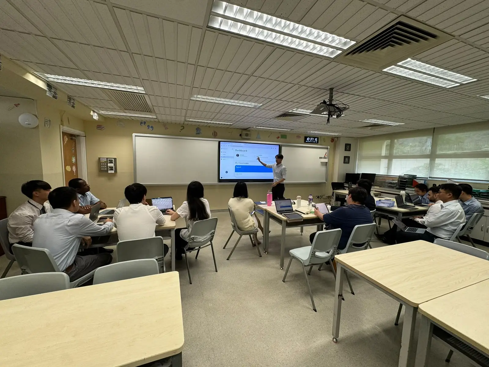 On-site AI teacher training at Creative Secondary School — photo 5